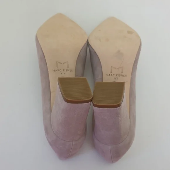 Marc Fisher Taupe Suede Heels.  Size 7 1/2 - Picture 10 of 12